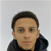 Étudiant , donne des cours d’italien , maths , Svt (jusqu’au lycée)